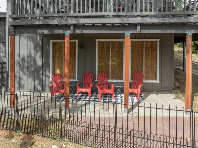 40828 Goldside Dr, Oakhurst, CA 93644