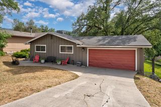 40828 Goldside Dr, Oakhurst, CA 93644