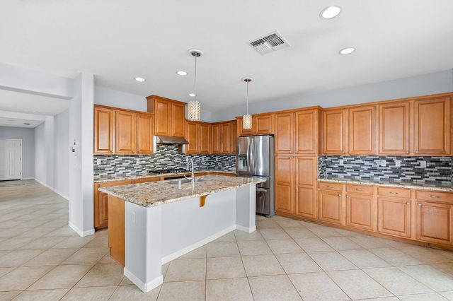 10272 Beckley Way, Elk Grove, CA 95757