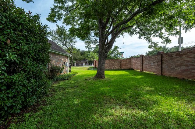 7172 Ridge Oak RD, Austin, TX 78749