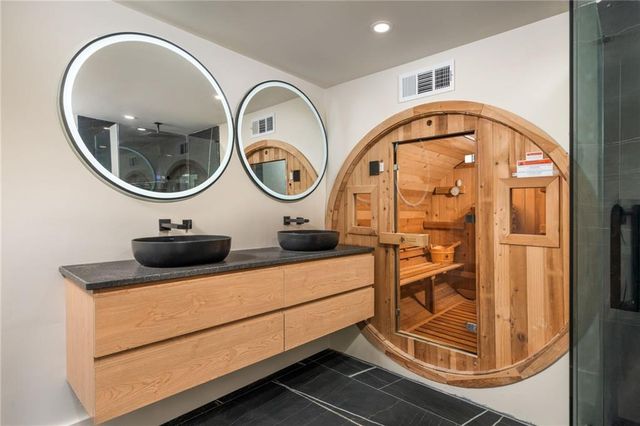 90 Bradford Drive, Eatonton, GA 31024