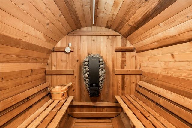 90 Bradford Drive, Eatonton, GA 31024