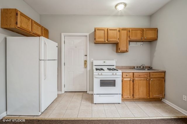 435 E Oakwood Boulevard 31, Chicago, IL 60653