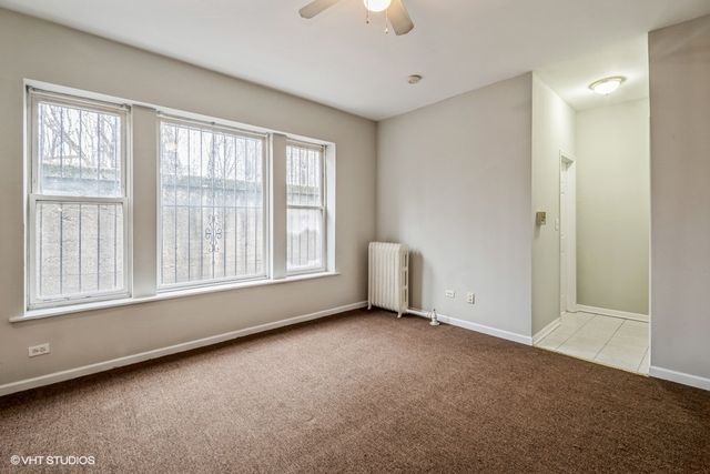 435 E Oakwood Boulevard 31, Chicago, IL 60653