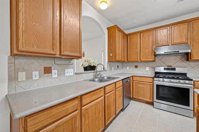 9510 Curry Landing Drive, Houston, TX 77095