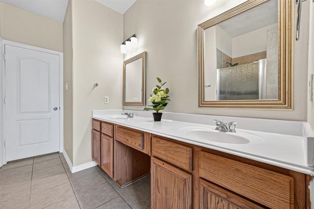 9510 Curry Landing Drive, Houston, TX 77095