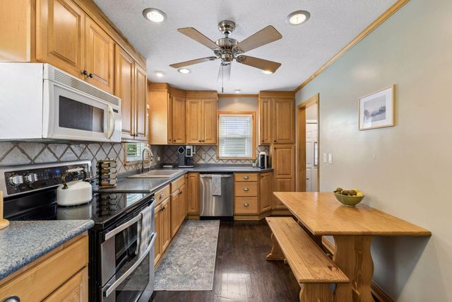 6030 Aldrich Avenue N, Brooklyn Center, MN 55430