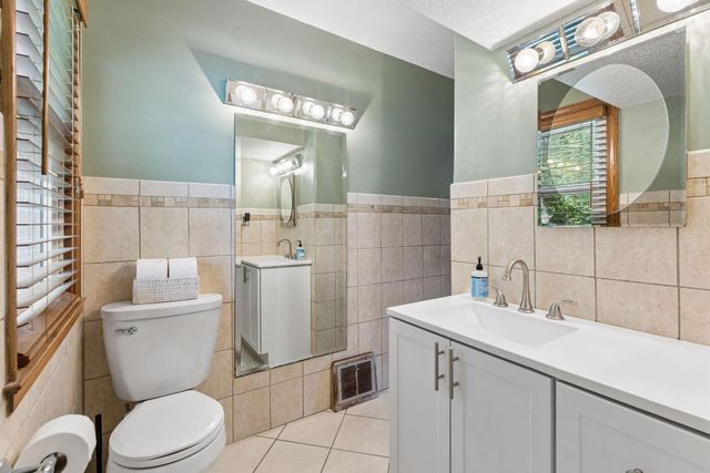 6030 Aldrich Avenue N, Brooklyn Center, MN 55430