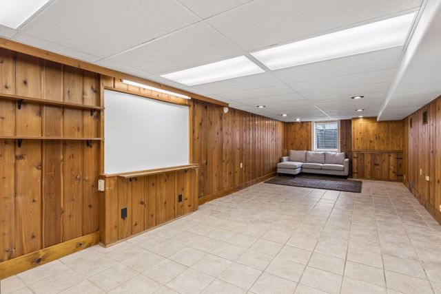 6030 Aldrich Avenue N, Brooklyn Center, MN 55430