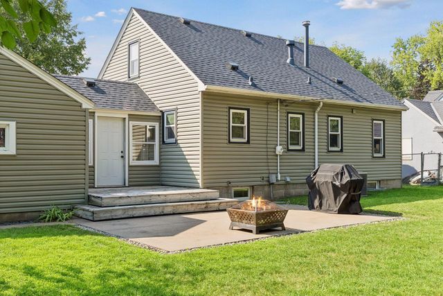 6030 Aldrich Avenue N, Brooklyn Center, MN 55430