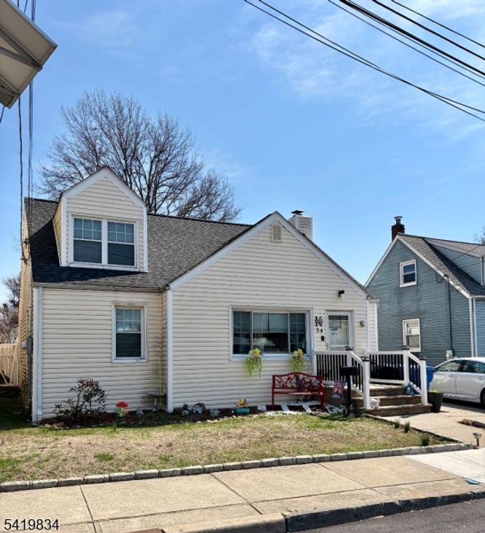 34 Ling St, Woodbridge Twp., NJ 08863