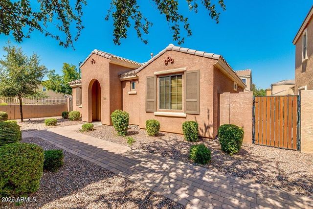 3317 E LOMA VISTA Street, Gilbert, AZ 85295