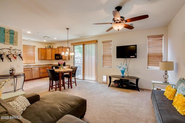 3317 E LOMA VISTA Street, Gilbert, AZ 85295