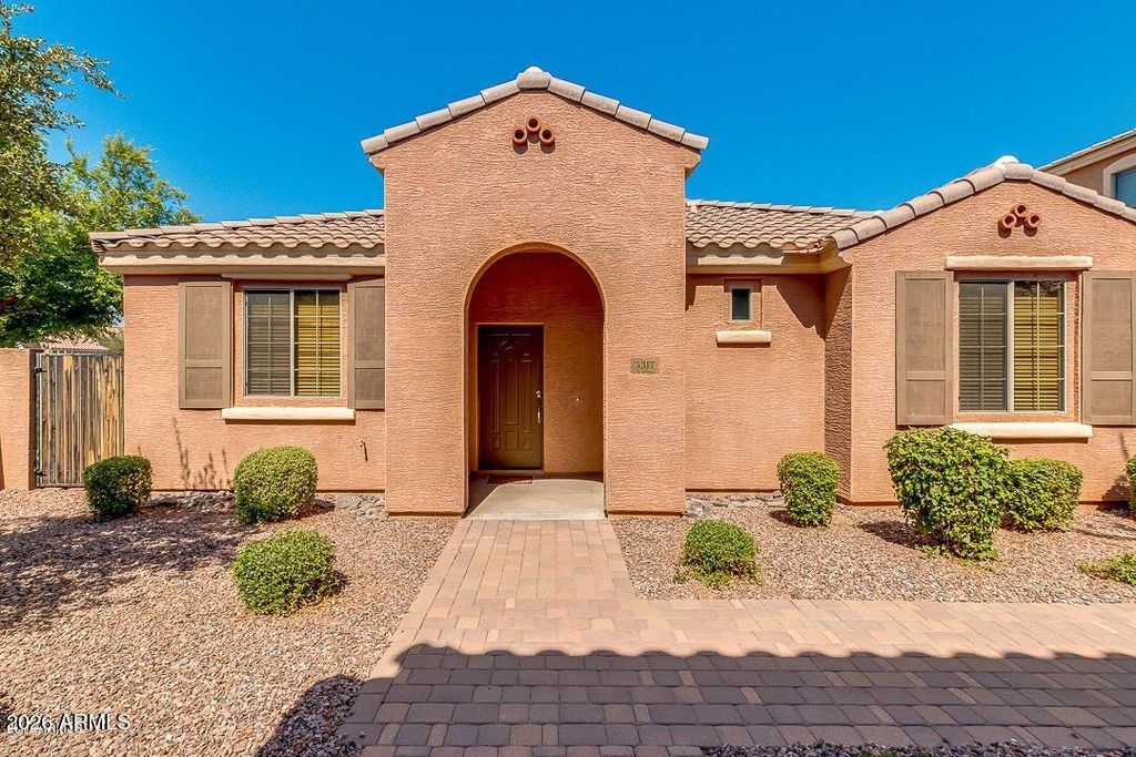 3317 E LOMA VISTA Street, Gilbert, AZ 85295