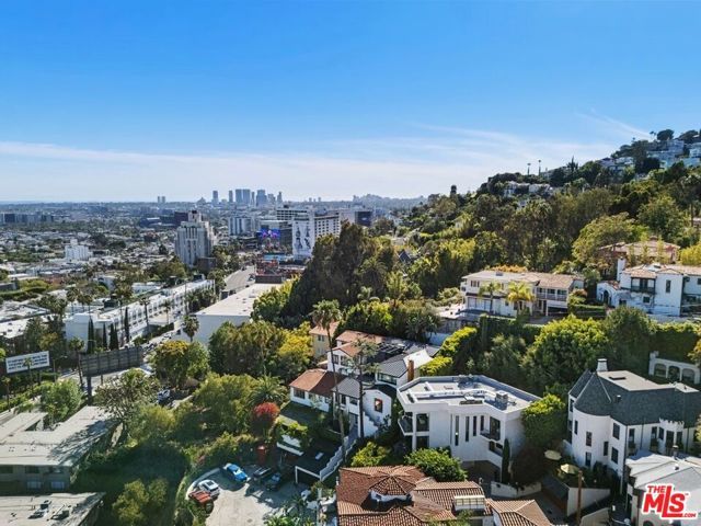 8241 Lincoln Terrace, Los Angeles, CA 90069
