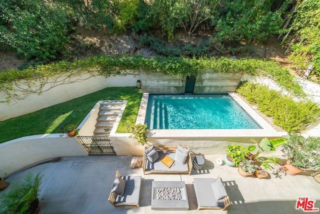 8241 Lincoln Terrace, Los Angeles, CA 90069