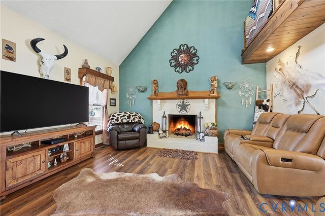 4022 Evelake Rd, Chesterfield, VA 23237