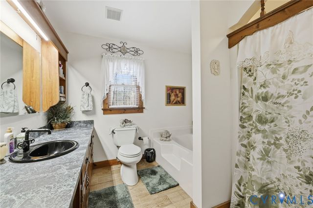 4022 Evelake Rd, Chesterfield, VA 23237