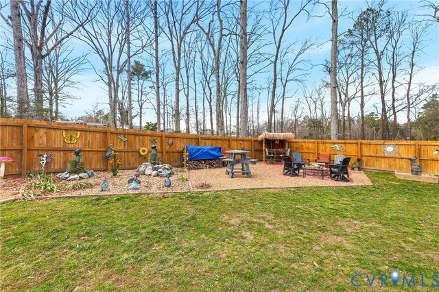 4022 Evelake Rd, Chesterfield, VA 23237