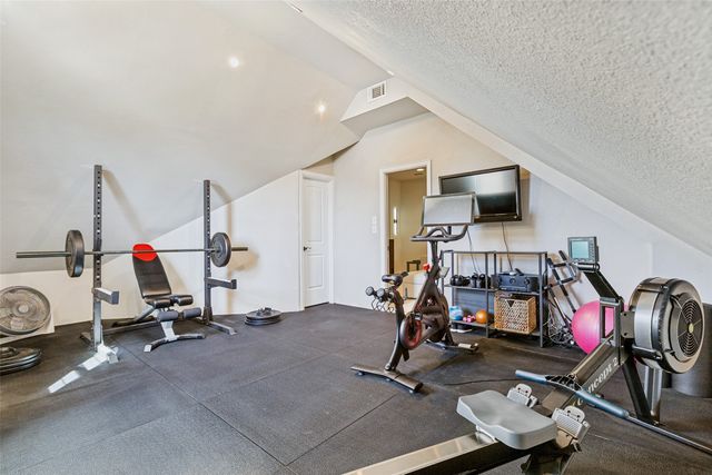 1404 Big Creek Drive, Mckinney, TX 75071