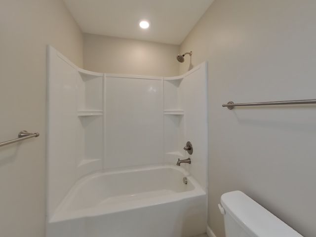 2904 Cherry Point Ln, Columbia, TN 38401