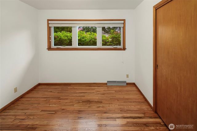 827 Marine View Circle SW, Normandy Park, WA 98166