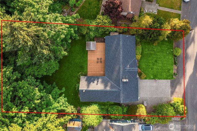 827 Marine View Circle SW, Normandy Park, WA 98166