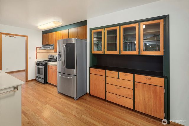 827 Marine View Circle SW, Normandy Park, WA 98166