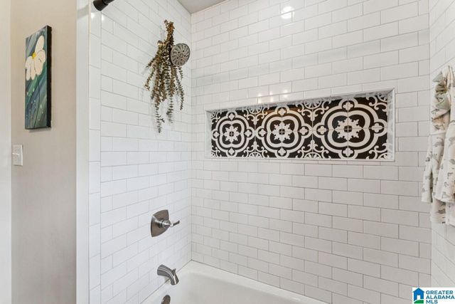 609 BARCLAY LANE, Birmingham, AL 35206