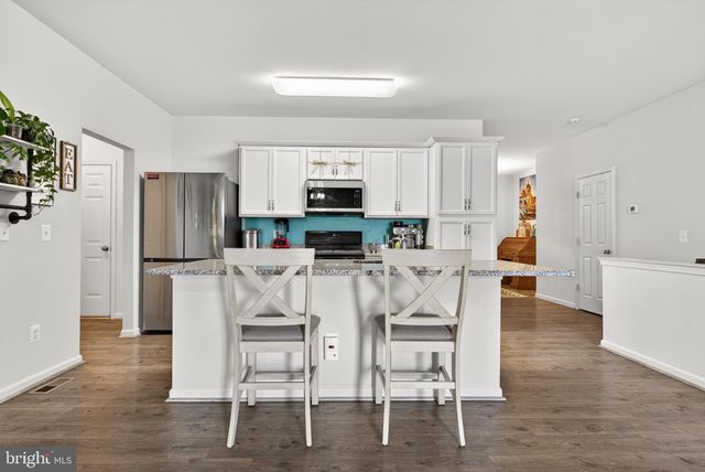 227 PARKLAND DR, Stephenson, VA 22656