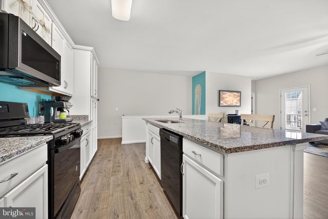 227 PARKLAND DR, Stephenson, VA 22656