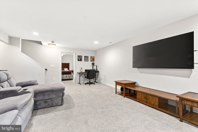 227 PARKLAND DR, Stephenson, VA 22656