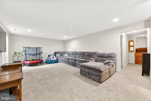 227 PARKLAND DR, Stephenson, VA 22656
