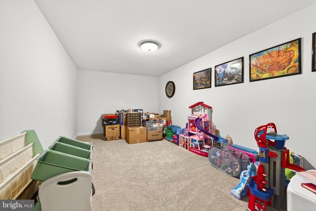 227 PARKLAND DR, Stephenson, VA 22656