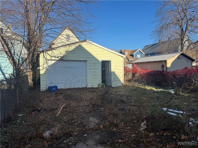 28 Bloomfield Avenue, Buffalo, NY 14220