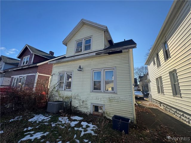 28 Bloomfield Avenue, Buffalo, NY 14220