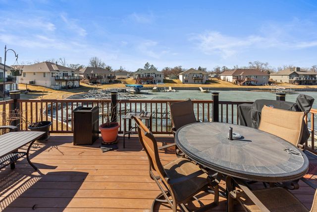 1004 SHOAL POINTE Drive, Carter Lake, IA 51510