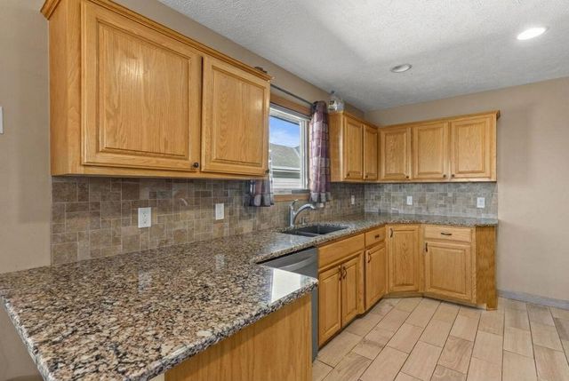 1004 SHOAL POINTE Drive, Carter Lake, IA 51510