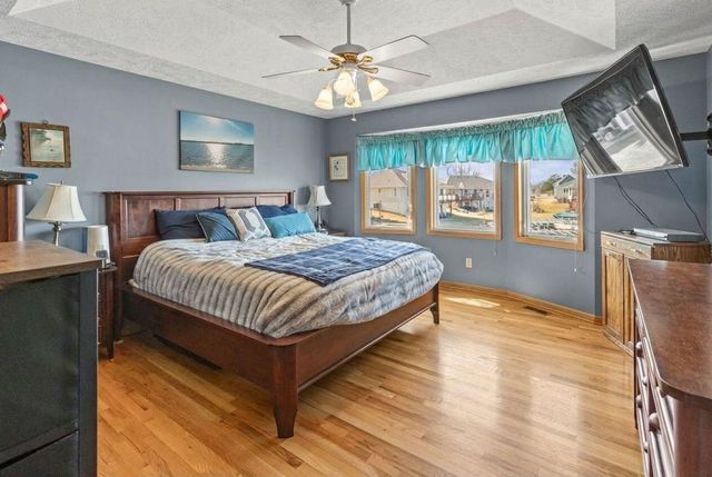 1004 SHOAL POINTE Drive, Carter Lake, IA 51510