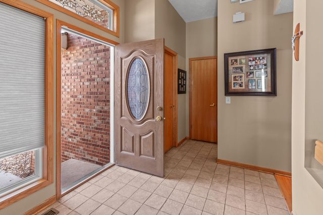 1004 SHOAL POINTE Drive, Carter Lake, IA 51510