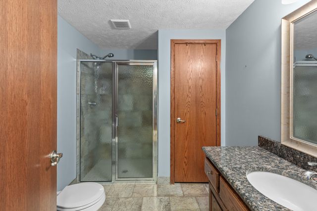 1004 SHOAL POINTE Drive, Carter Lake, IA 51510