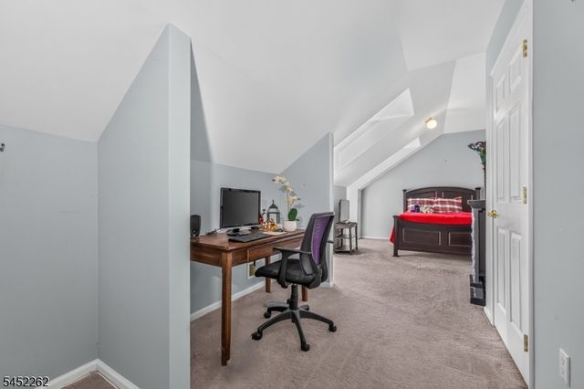 5 Indian Plantation St, Raritan Twp., NJ 08822