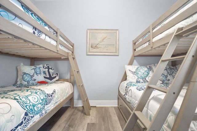 882 Townsend Drive, Crystal Beach, TX 77650