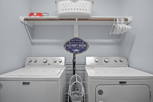 882 Townsend Drive, Crystal Beach, TX 77650