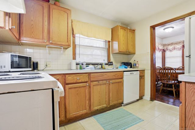 233 Quinnipiac Avenue, North Haven, CT 06473