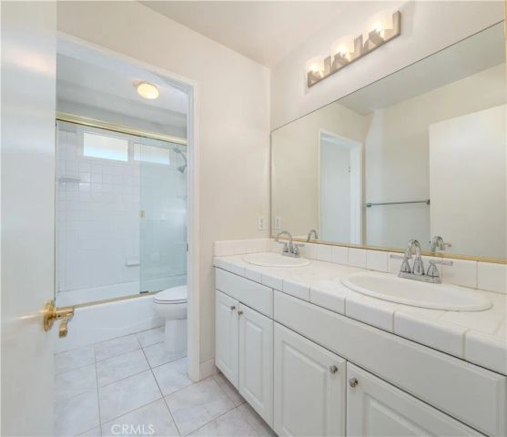 18377 Stanislaus, Fountain Valley, CA 92708