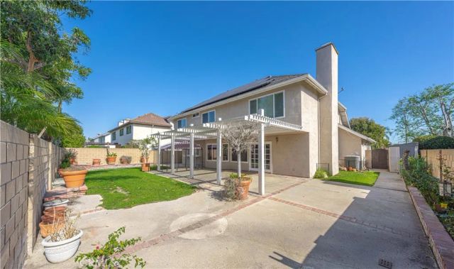 18377 Stanislaus, Fountain Valley, CA 92708