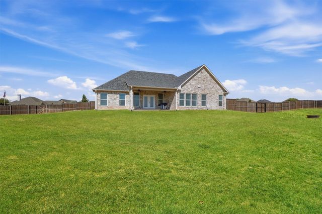 1001 Johnson Trail, Bells, TX 75414