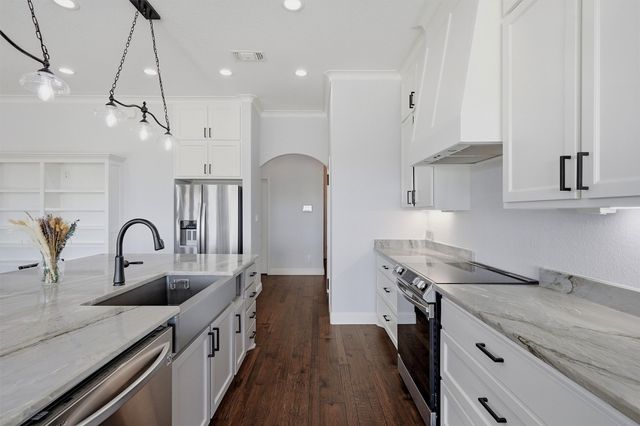 1001 Johnson Trail, Bells, TX 75414