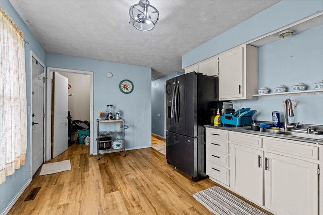 1003 East Parkview Street, Ozark, MO 65721